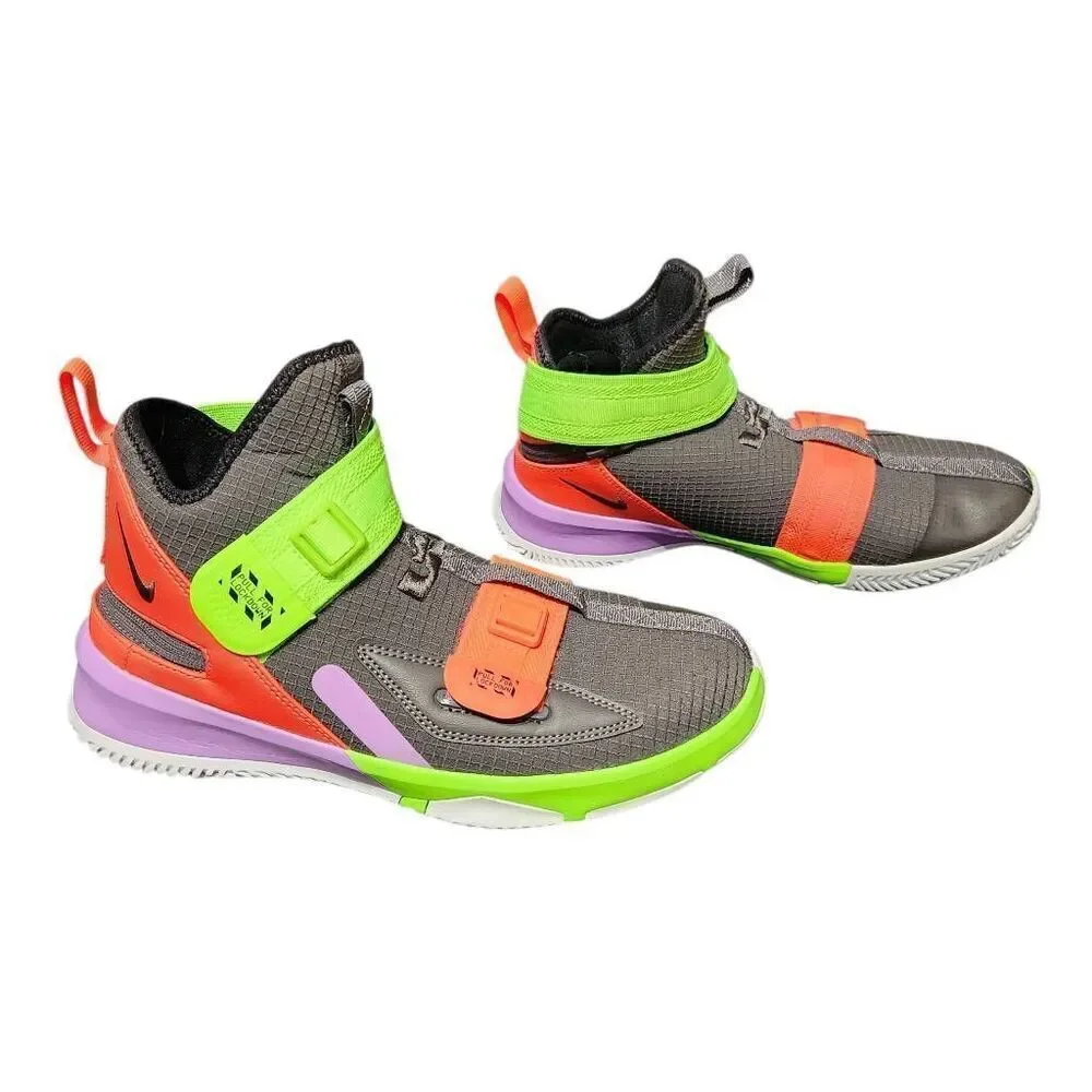 Nike LeBron‎ Soldier 13 XIII Youth 7 Basketball Shoes Sneakers thunder gray